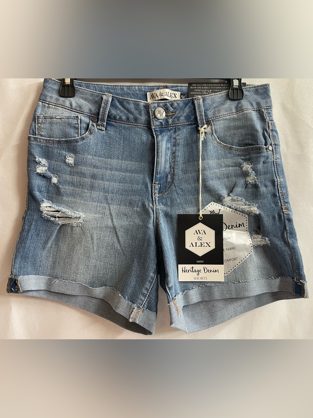 AVA & ALEX MISSY Heritage  Denim SHORTS Light Blue Size 10